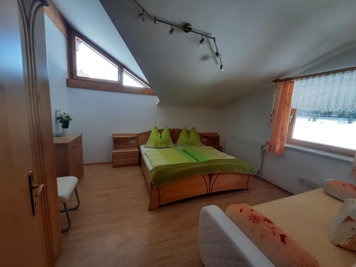 Schnell Apartment *